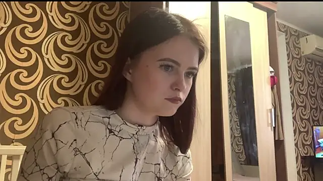 KikiAmino online show from April 18, 2:08 pm
