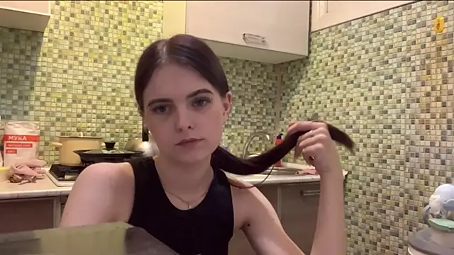 KikiAmino online show from April 15, 7:58 pm