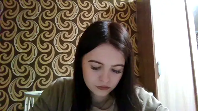 Snapshot of KikiAmino chatting on June 5, 5:12 am KikiAmino online show from June 5, 5:12 am