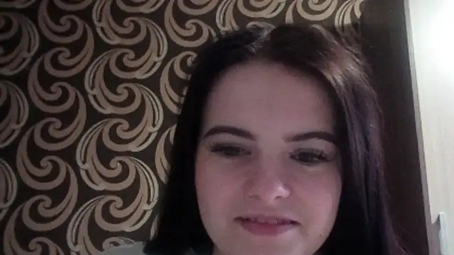 Snapshot of KikiAmino chatting on June 12, 5:38 am KikiAmino online show from June 12, 5:38 am