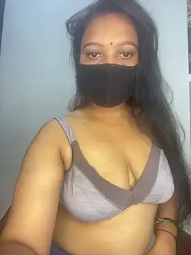 Snapshot of Monika_6999 chatting on May 10, 7:23 am Monika 6999 online show from May 10, 7:23 am
