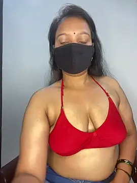 Snapshot of Monika_6999 chatting on May 11, 5:32 pm Monika 6999 online show from May 11, 5:32 pm