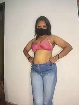 Snapshot of Monika_6999 chatting on July 9, 5:56 pm Monika 6999 online show from July 9, 5:56 pm