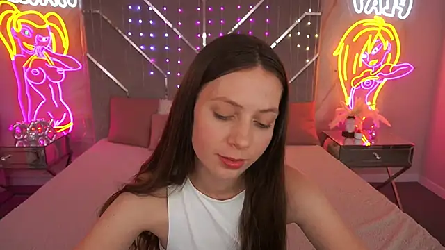 Snapshot of BabyLumi chatting on June 17, 12:59 pm BabyLumi online show from June 17, 12:59 pm