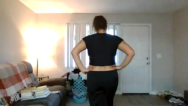 madzbailey online show from June 21, 10:59 pm