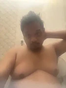 Snapshot of Amit_sa chatting on May 3, 4:39 am Amit sa online show from May 3, 4:39 am
