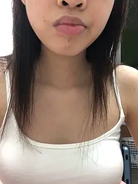 Yenlisu3Zie online show from April 14, 2:44 pm
