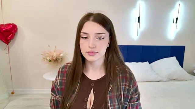 Eva Saylor online show from April 23, 12:00 pm