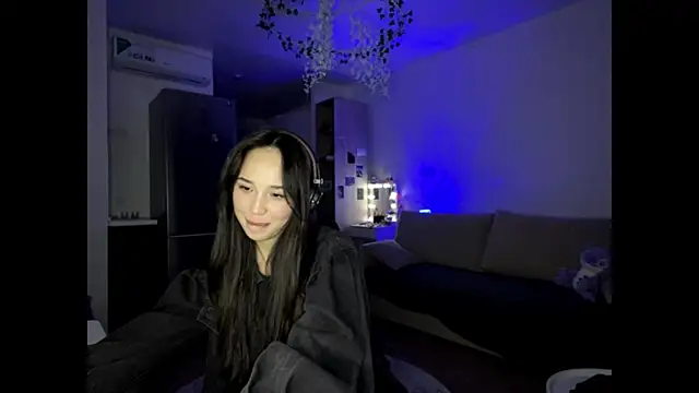 Snapshot of Elizabetswan chatting on April 16, 8:31 pm Elizabetswan online show from April 16, 8:31 pm