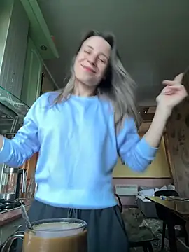 Millusya online show from April 2, 3:30 pm