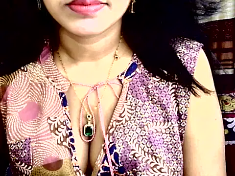 Snapshot of Noor_Zarin chatting on April 15, 3:49 pm Noor Zarin online show from April 15, 3:49 pm