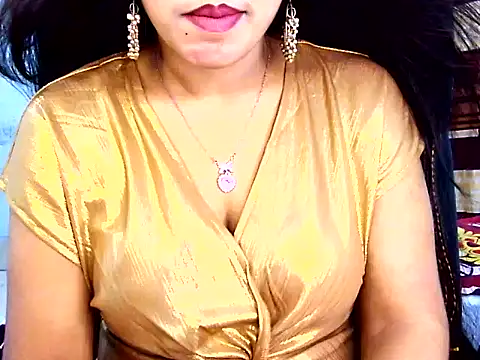 Snapshot of Noor_Zarin chatting on April 23, 6:31 pm Noor Zarin online show from April 23, 6:31 pm