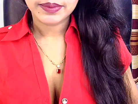 Snapshot of Noor_Zarin chatting on May 3, 12:31 pm Noor Zarin online show from May 3, 12:31 pm