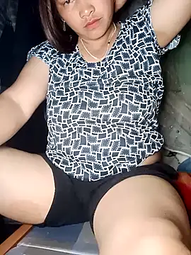 Snapshot of MayLoveAngel chatting on April 3, 6:09 am MayLoveAngel online show from April 3, 6:09 am