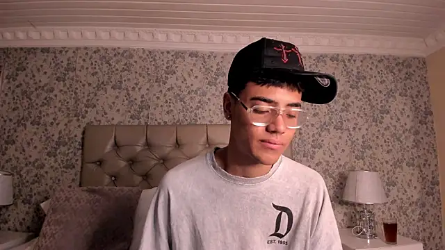 DannTaylor online show from June 8, 12:06 pm