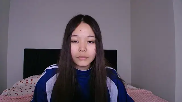 sayanim0 online show from April 25, 1:36 pm