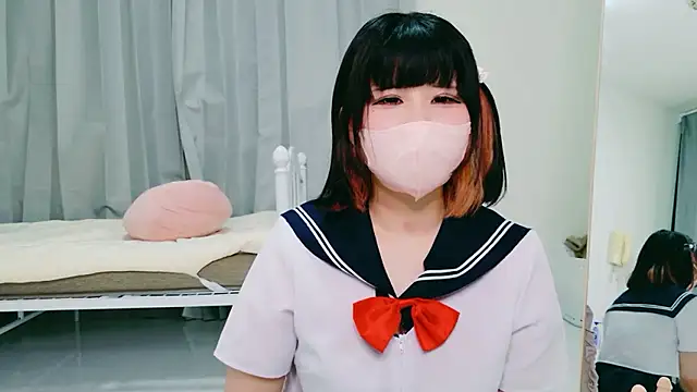 RAIMU CHAN online show from April 5, 2:46 pm