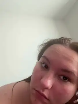 Hollpopss online show from April 14, 1:05 pm