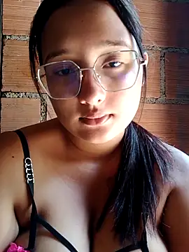 naughty girl hot  online show from April 4, 3:18 pm