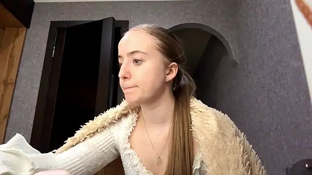 SabinaHaggen online show from April 30, 2:13 pm