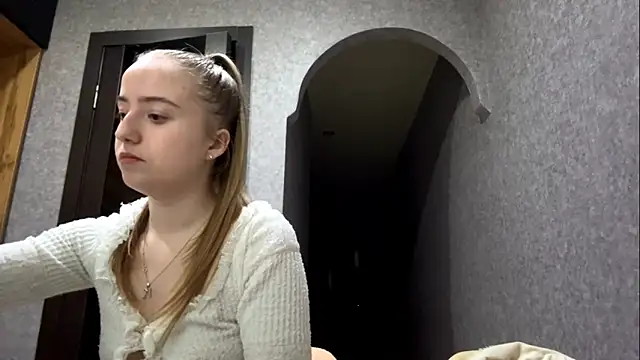SabinaHaggen online show from May 1, 2:16 am