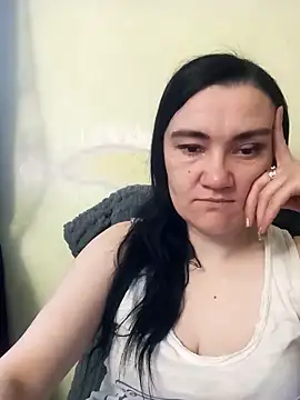AlissaSecret online show from April 4, 5:47 am