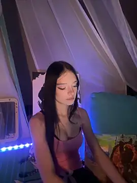 Nulu meow online show from April 2, 8:59 pm