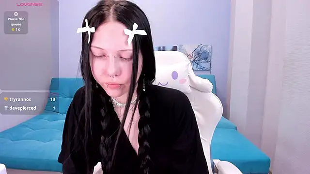 SugarBunny18 online show from April 26, 2:42 am