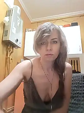 TaynaSecret online show from April 21, 8:26 pm