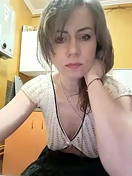 TaynaSecret online show from April 30, 8:38 pm