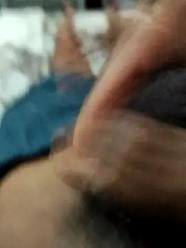 smalldick691333 online show from April 19, 6:47 am