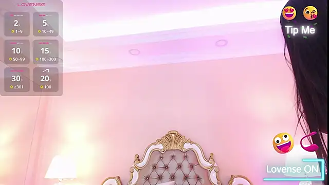 BonnyCandy online show from June 12, 11:41 am
