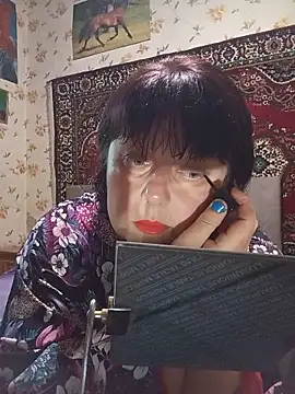 AuroKaria online show from May 27, 4:25 pm