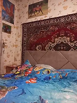 AuroKaria online show from June 10, 6:53 pm