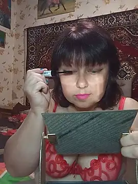 AuroKaria online show from May 25, 3:11 pm