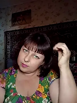AuroKaria online show from April 27, 2:37 pm