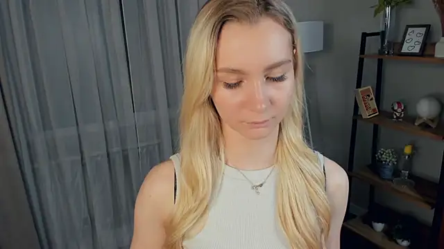 LienKleis online show from April 17, 6:22 pm