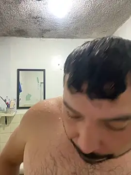 Snapshot of Edson_Blure chatting on April 3, 3:57 am Edson Blure online show from April 3, 3:57 am