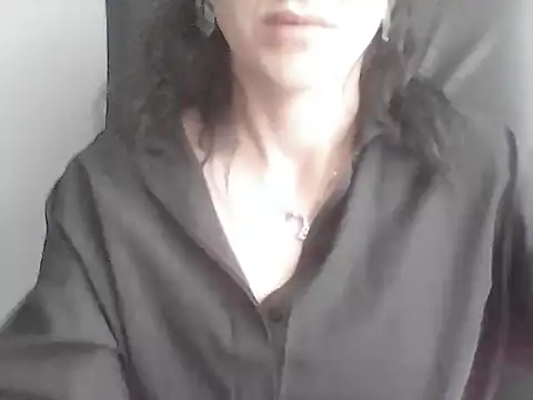 Snapshot of sara_41 chatting on May 1, 9:58 am sara 41 online show from May 1, 9:58 am