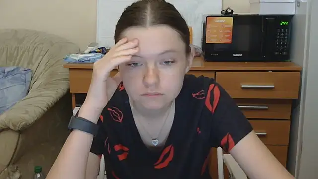 Snapshot of JessicaHolland1 chatting on July 17, 5:43 pm JessicaHolland1 online show from July 17, 5:43 pm