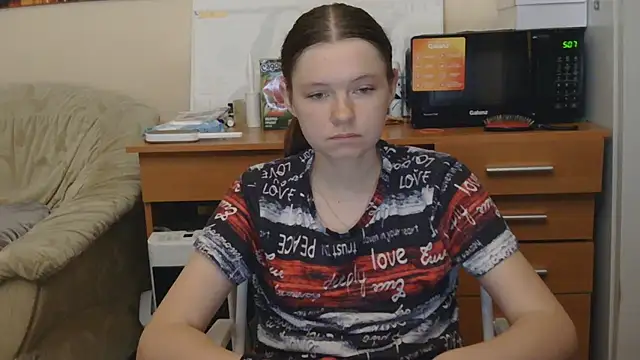 Snapshot of JessicaHolland1 chatting on July 13, 5:56 pm JessicaHolland1 online show from July 13, 5:56 pm
