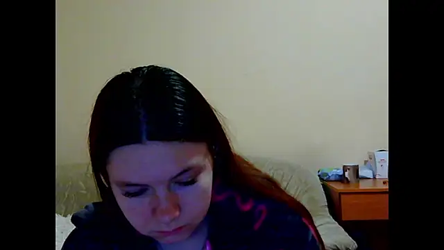 JessicaHolland1 online show from April 3, 9:49 am