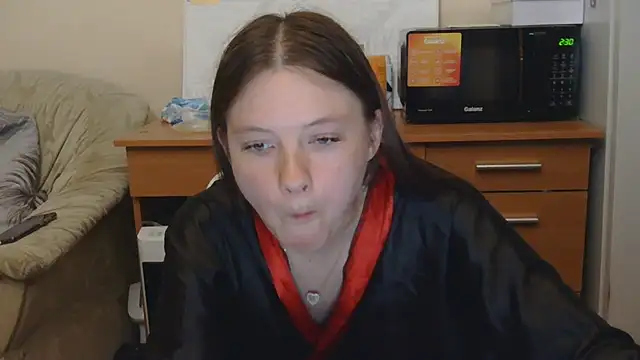 Snapshot of JessicaHolland1 chatting on July 8, 5:57 pm JessicaHolland1 online show from July 8, 5:57 pm