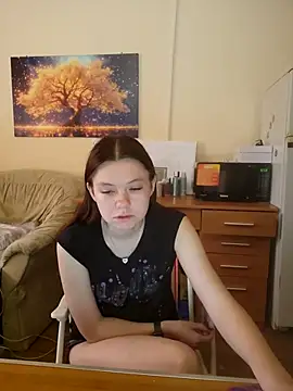 Snapshot of JessicaHolland1 chatting on June 17, 6:02 am JessicaHolland1 online show from June 17, 6:02 am