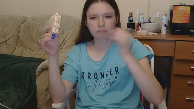 Snapshot of JessicaHolland1 chatting on June 9, 6:31 pm JessicaHolland1 online show from June 9, 6:31 pm