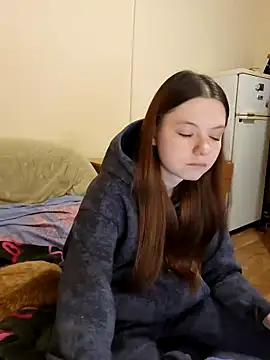 JessicaHolland1 online show from April 14, 4:12 pm