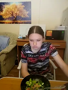 Snapshot of JessicaHolland1 chatting on June 15, 6:40 pm JessicaHolland1 online show from June 15, 6:40 pm