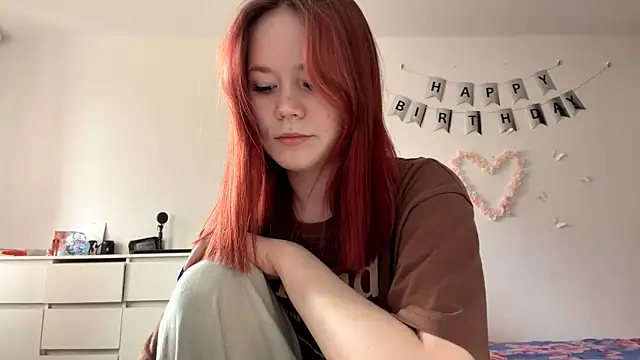 BernieceFender online show from April 4, 9:27 am