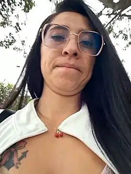 Snapshot of VALERY-94 chatting on April 5, 12:01 pm VALERY-94 online show from April 5, 12:01 pm