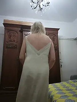 MatureElegantWidow online show from June 27, 12:49 am